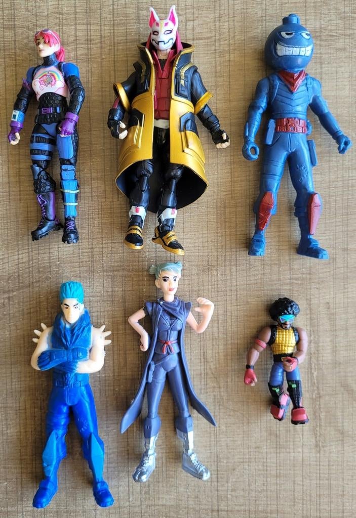 Fortnite: 6 actiefiguren, Kinderen en Baby's, Speelgoed | Actiefiguren, Ophalen of Verzenden, Zo goed als nieuw