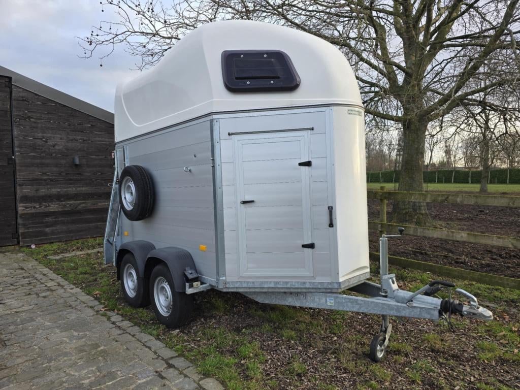 Paardentrailer, Ophalen, Zo goed als nieuw, Aluminium, 2-paards trailer