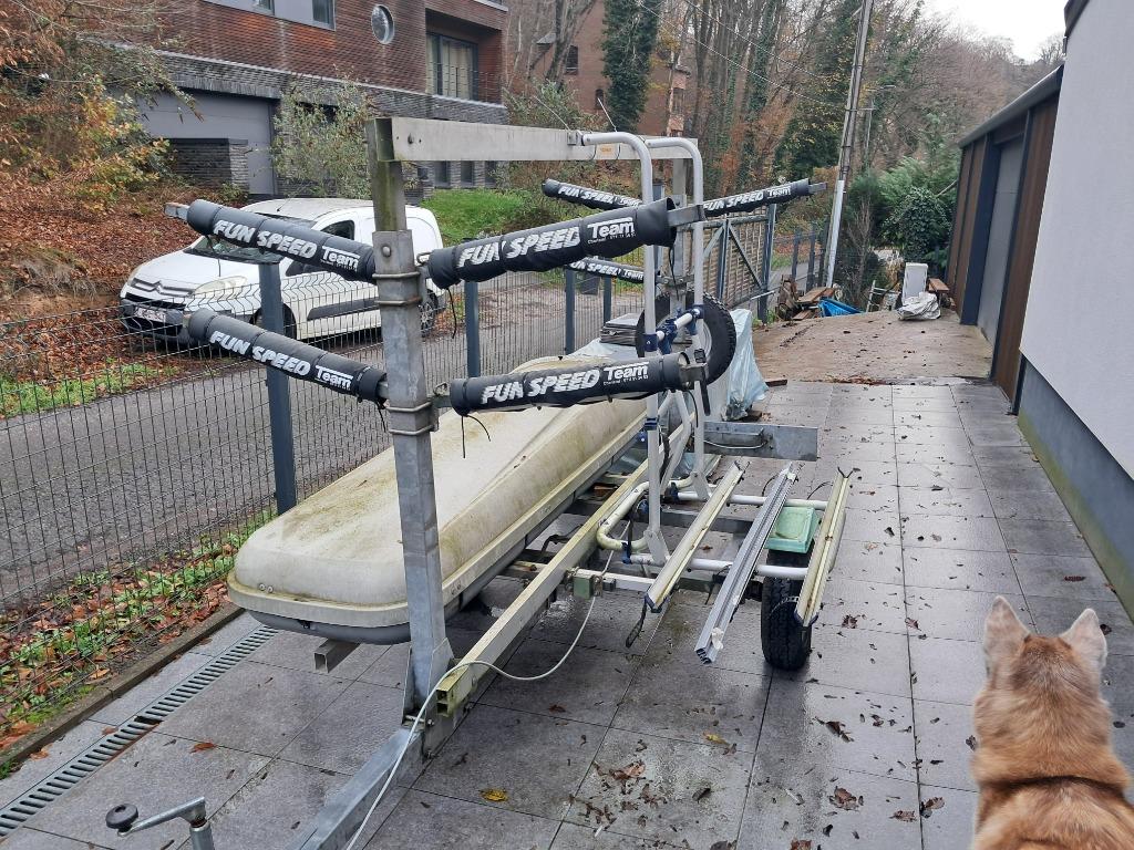 remorque planche à voile, vélos, Sports nautiques & Bateaux, Enlèvement, Utilisé, 300 cm ou plus, Planche