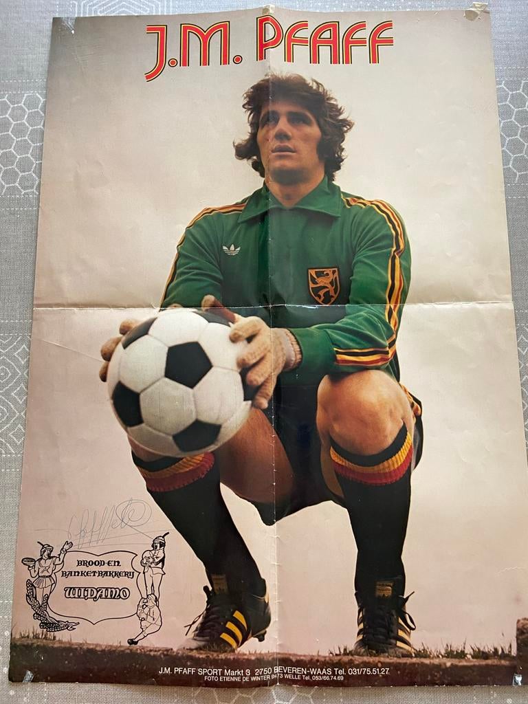 Speciale grote poster  rode duivels pfaff signed, Verzamelen, Ophalen of Verzenden, Gebruikt, Poster, Plaatje of Sticker