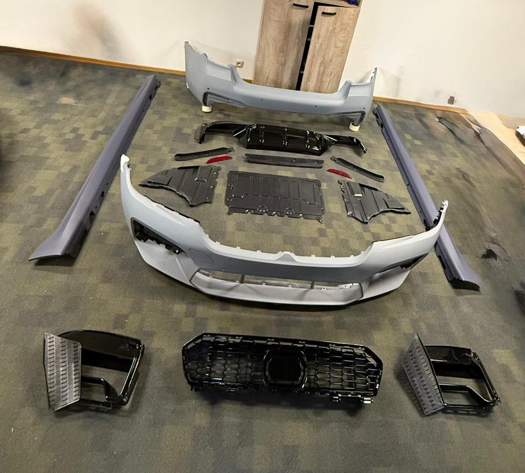 BMW G30 Body kit M5 F90 LCI Compleet (2020>), Nieuw, Ophalen of Verzenden, Bumper, BMW