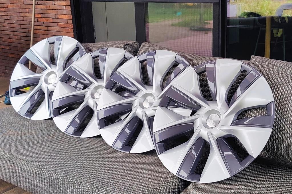 Originele Tesla model Y wieldoppen, Ophalen of Verzenden, Zo goed als nieuw