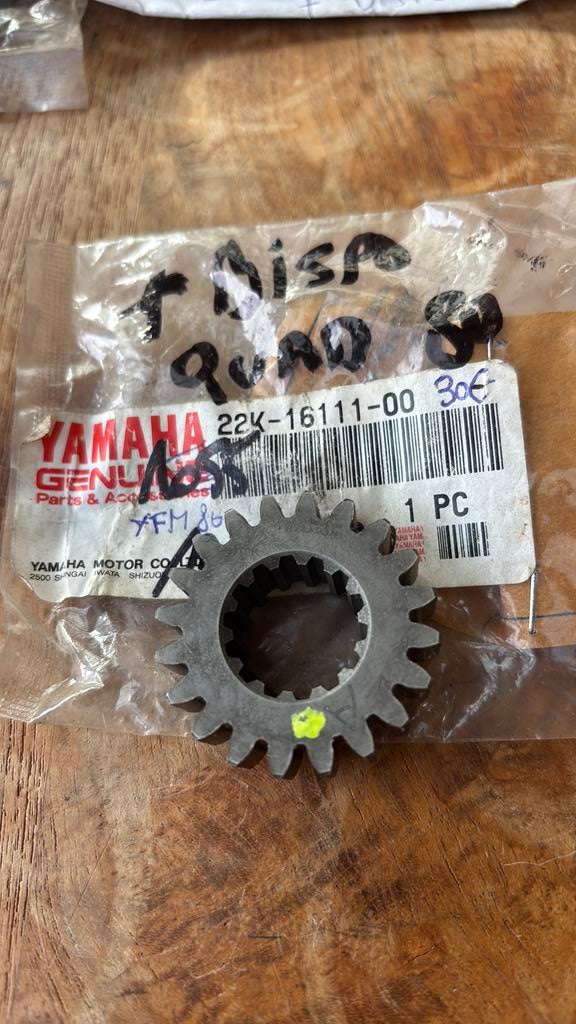 22K-16111-00 Pignons Yamaha Quad80, Ophalen of Verzenden, Nieuw