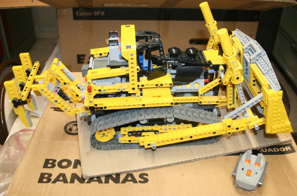 lepin 20008 motorized bulldozer, Ophalen, Zo goed als nieuw, Complete set