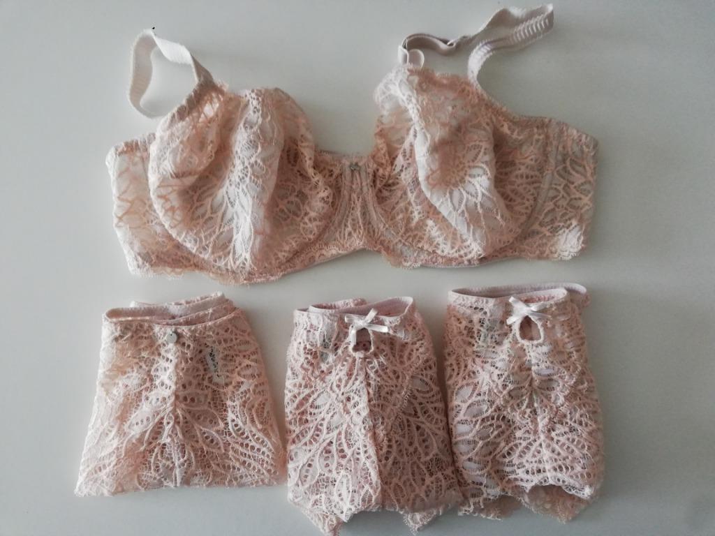 Soutien avec 3 culottes, Rouge gorge, Enlèvement ou Envoi, Beige, Ensemble