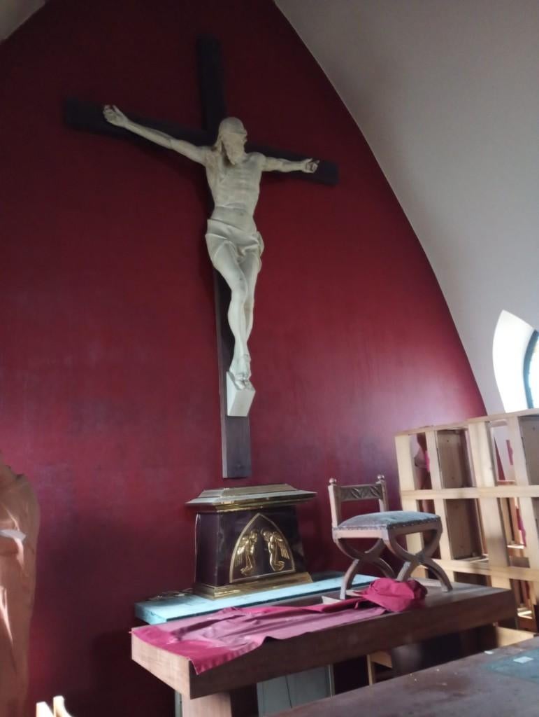 Kruis met jezus, Ophalen