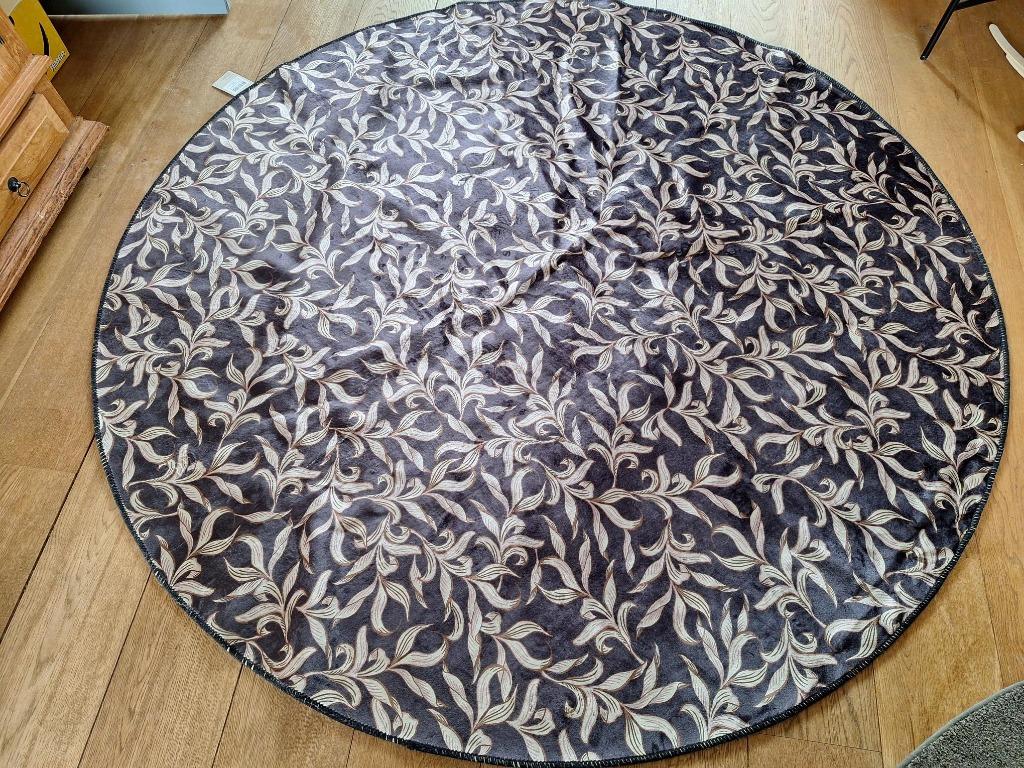 Magnifique tapis rond Essenza de luxe Juliette Almost black, Maison & Meubles, Ameublement | Tapis & Moquettes, Comme neuf, 150 à 200 cm