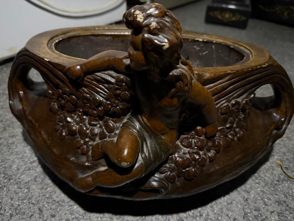 Antiek pot, Enlèvement