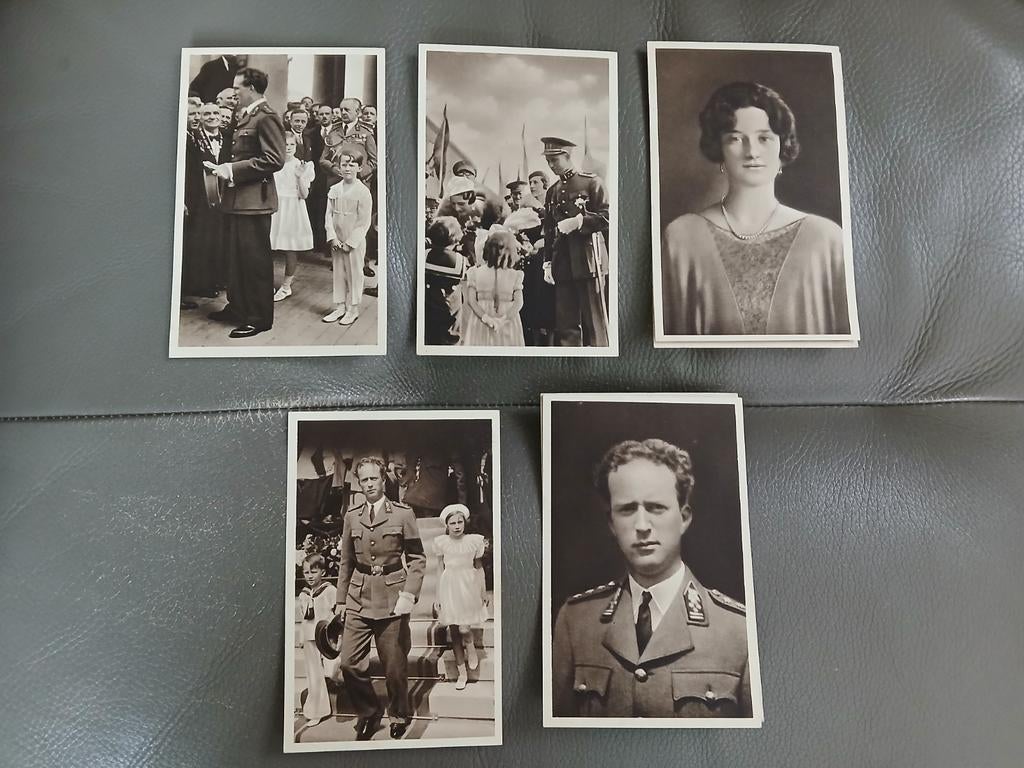 Anciennes cartes postales famille royale, Enlèvement ou Envoi, Comme neuf