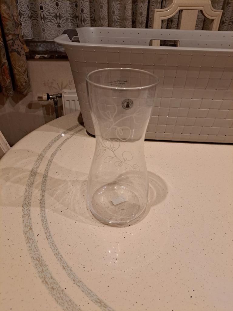 Vase, Enlèvement ou Envoi