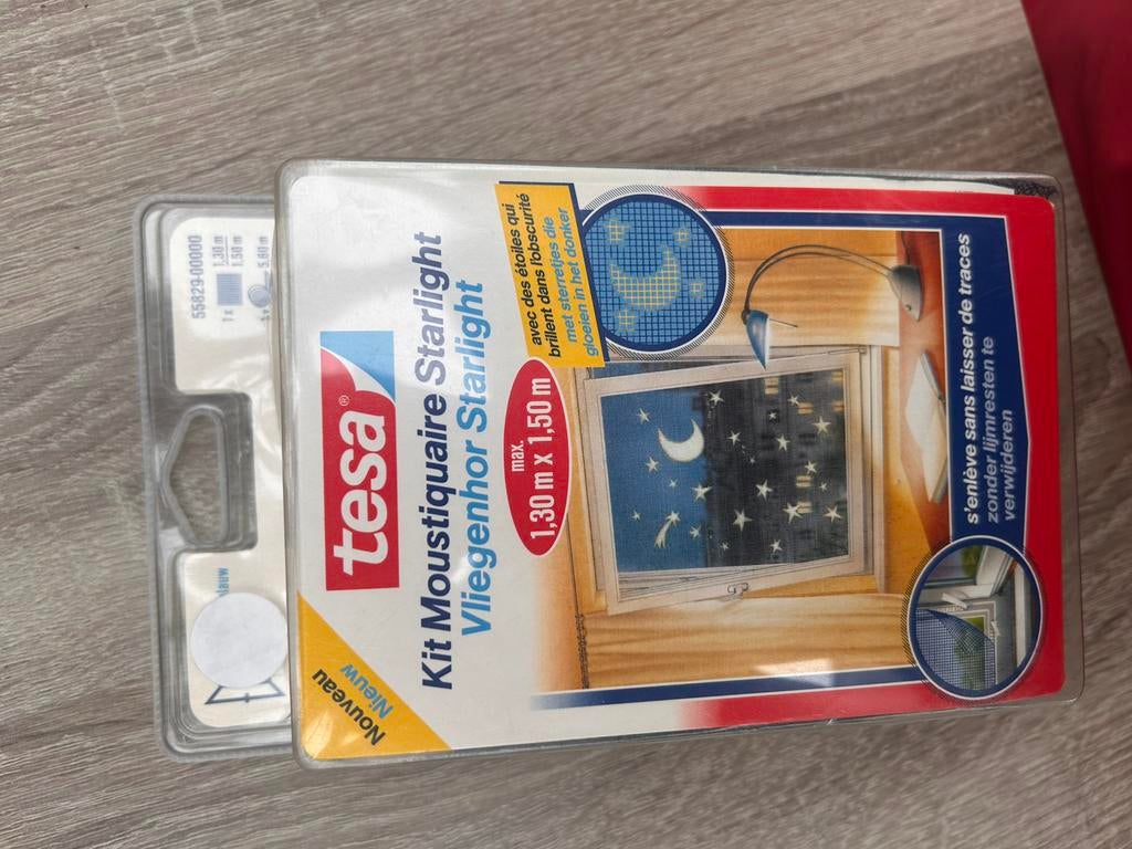 Kit Moustiquaire bleu nuit avec étoiles, Maison & Meubles, Ameublement | Rideaux & Stores à lamelles, Comme neuf, 100 à 150 cm