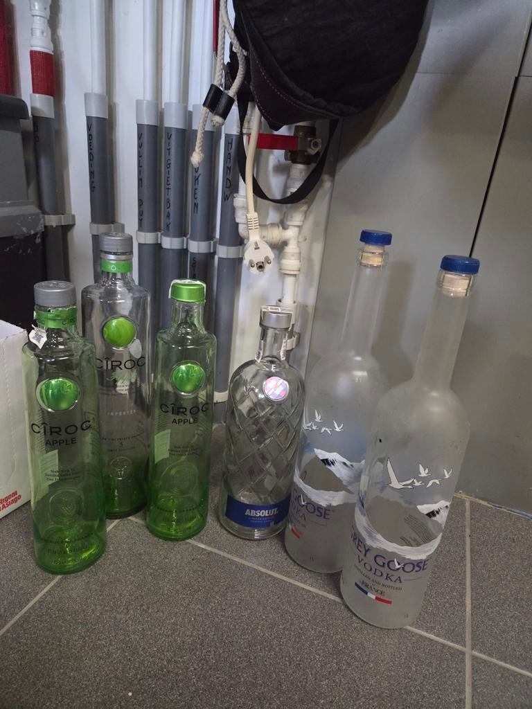 Lege gin & wodka flessen, Verzamelen, Ophalen of Verzenden