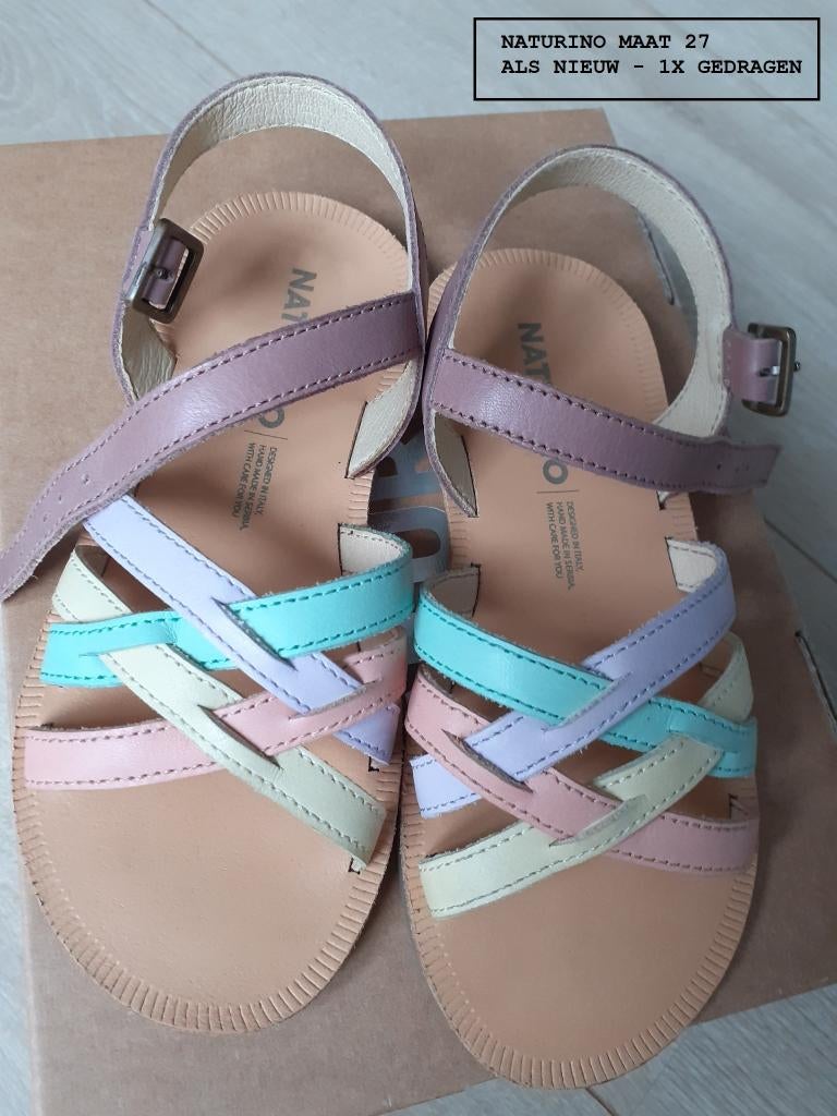 Sandalen Naturino maat 27 - pastelkleuren (zgan), Meisje, Schoenen, Ophalen of Verzenden, Zo goed als nieuw