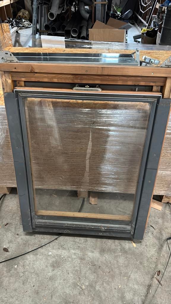 Velux M04 78/98 GGL3000, Bricolage & Construction, Double vitrage, Lucarne, Enlèvement, Utilisé