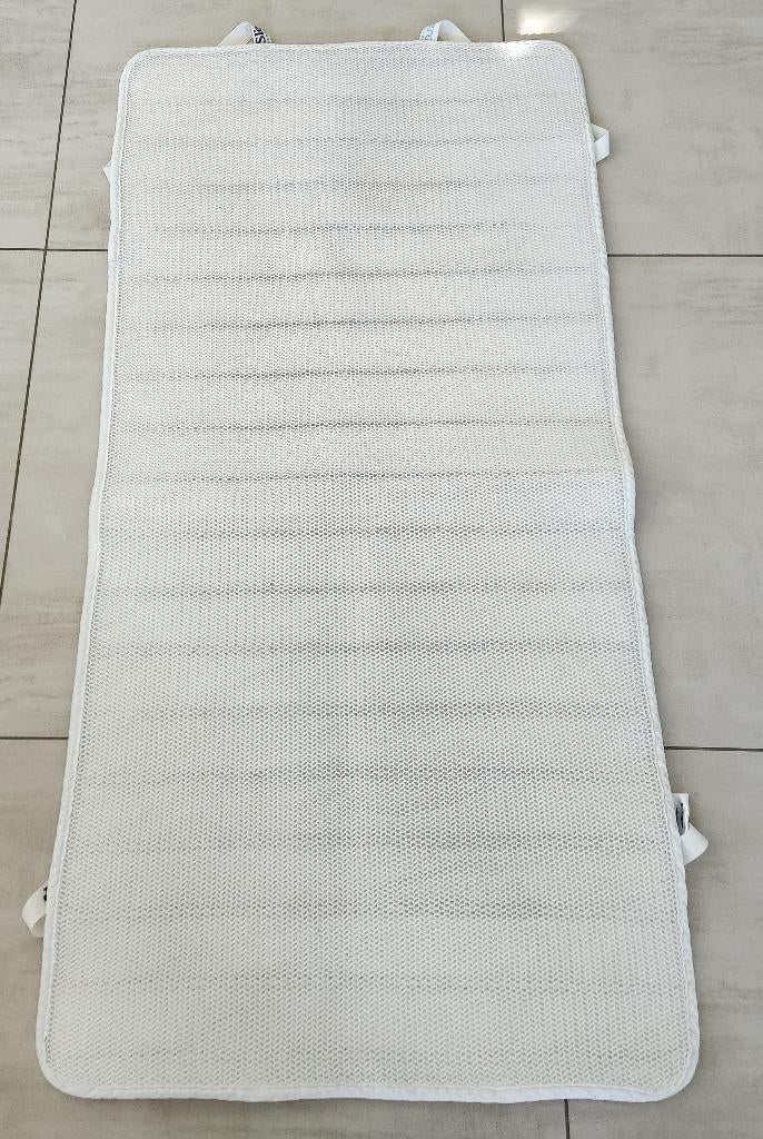 Aerosleep matrasbeschermer 70 x 140 en dekentje, Ophalen, Jongetje of Meisje, Zo goed als nieuw, Wit