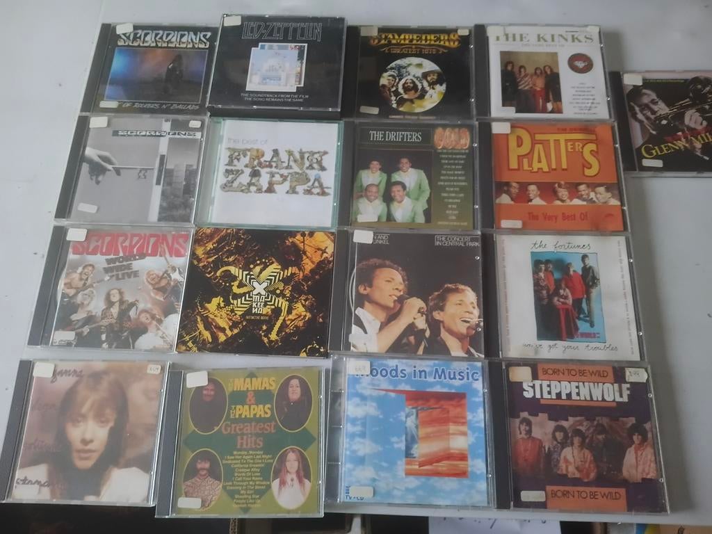 18tal cd's , van Scorpions tot Glen Miller..., Ophalen