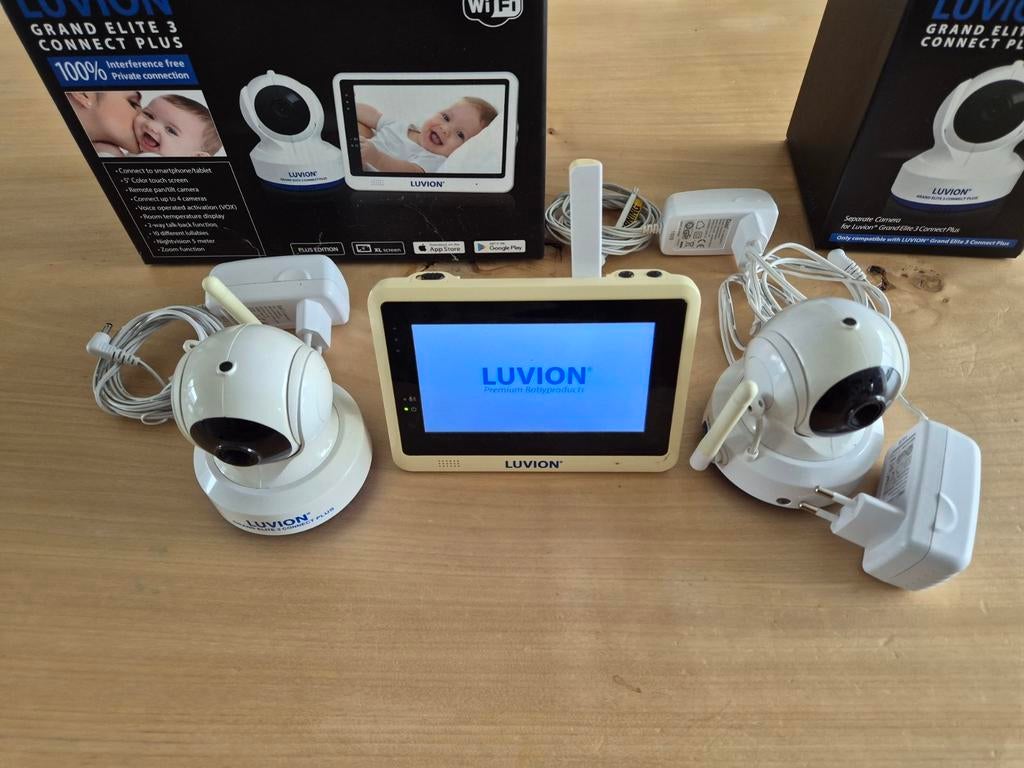 Luvion Grand Elite 3 camera babyfoon, Kinderen en Baby's, Ophalen, Camera