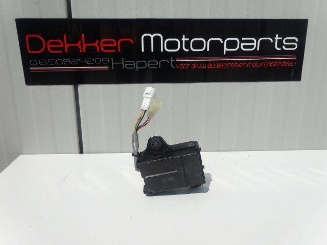 Servo Motor / Uitlaat motor Kawasaki ZX10R Ninja 2004-2005, Motoren, Gebruikt, -, -, Ophalen of Verzenden