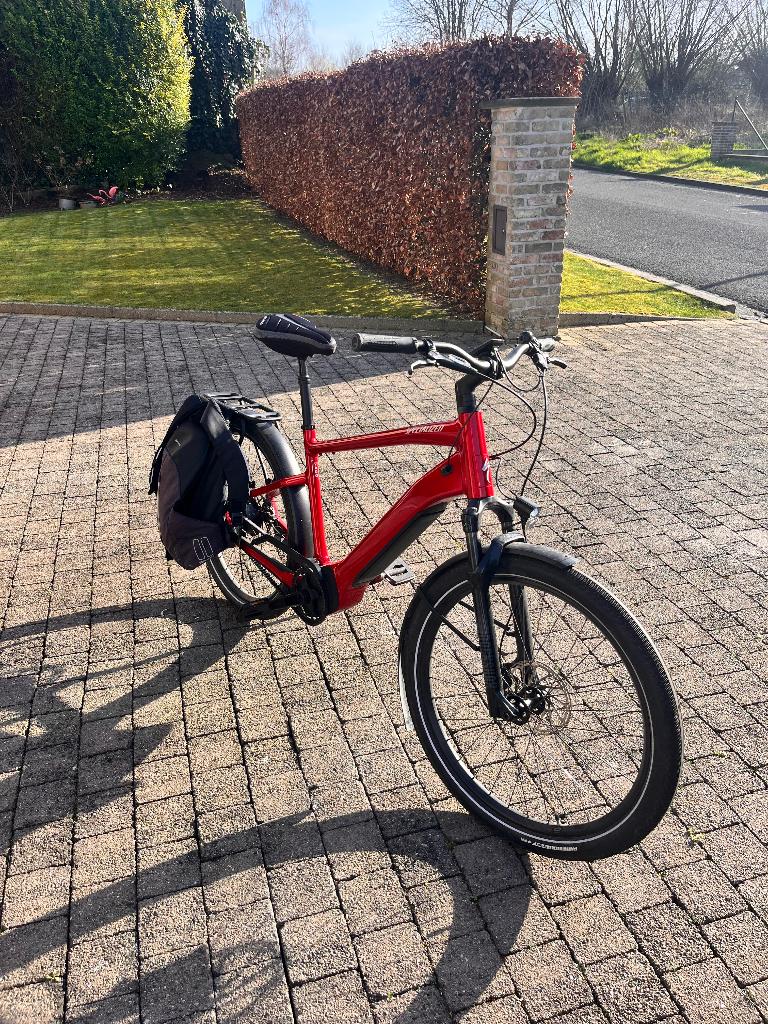 Specialized Turbo Vado Nieuwstaat, Fietsen en Brommers, Zo goed als nieuw, 50 km per accu of meer, 55 tot 59 cm, Ophalen