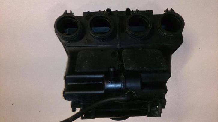 Suzuki RF900 airbox RF900R luchfilterhuis behuizing RF 900R, Motoren, Ophalen of Verzenden, Gebruikt