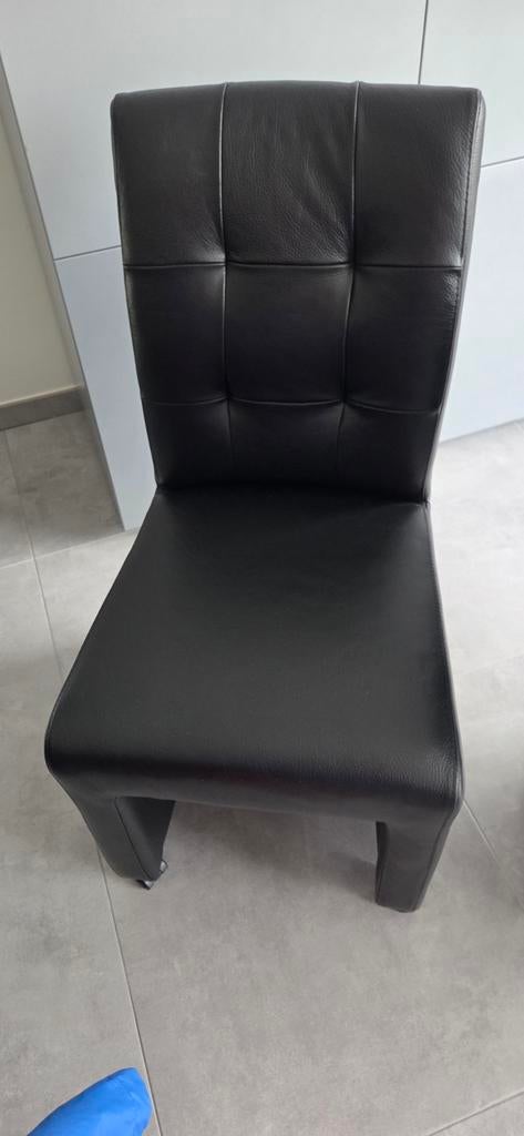 Sièges en cuir véritable noir à vendre, Maison & Meubles, Chaises, Comme neuf, Enlèvement, Cinq, Six Chaises ou plus, Cuir