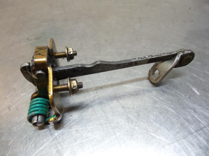 Butée 4portes avant droite d'un Renault Clio (Clio 1 91-), Renault, -, Utilisé, -