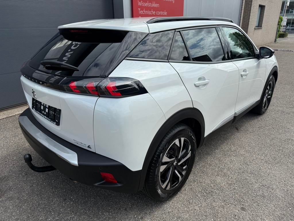 Peugeot 2008 12 PureTech 100pk ALLURE PACK topper, Auto's, Peugeot, Voorwielaandrijving, Gebruikt, 1199 cc, Wit