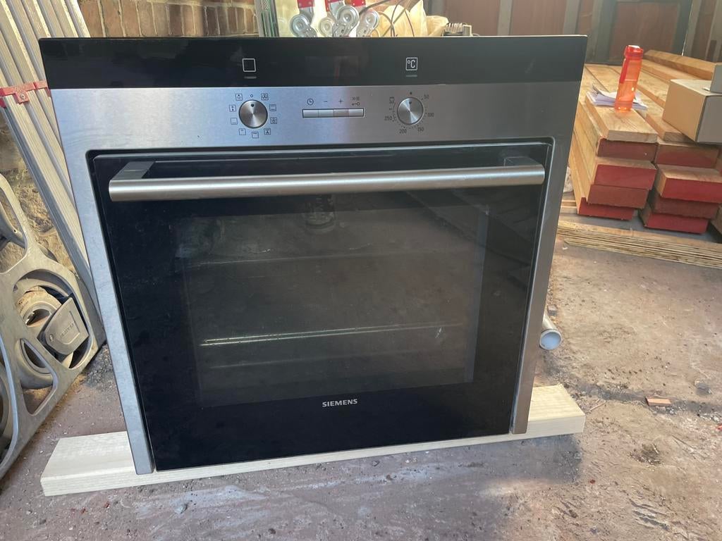 Siemens Inbouwoven (RVS) – Type HB33BC550, Elektronische apparatuur, Ovens, Zo goed als nieuw, Grill, 45 tot 60 cm, 45 tot 60 cm