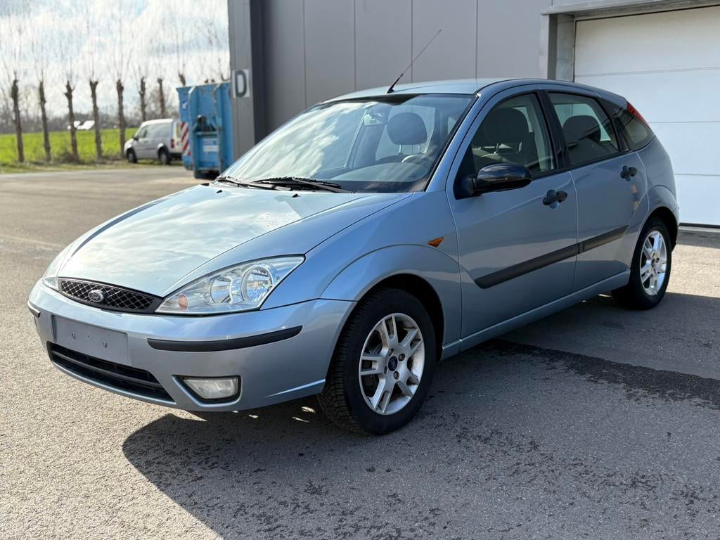 Ford Focus AUTOMAAT Benzine 2004 Airco, Auto's, Bedrijf, 5 deurs, Dealer onderhouden, Euro 4