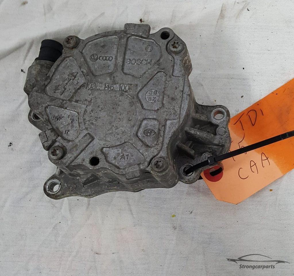 Vacuumpomp VW transporter T5 2.0tdi 03L145100F motorcode CAA, Volkswagen, -, Utilisé, -