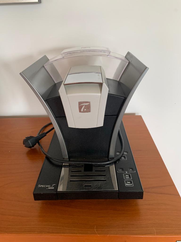 Machine à Thé, Ophalen, Zo goed als nieuw