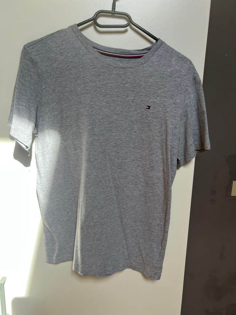 Grijze tschirt Tommy Hilfiger, Ophalen of Verzenden, Gebruikt, Jongen of Meisje, Shirt of Longsleeve