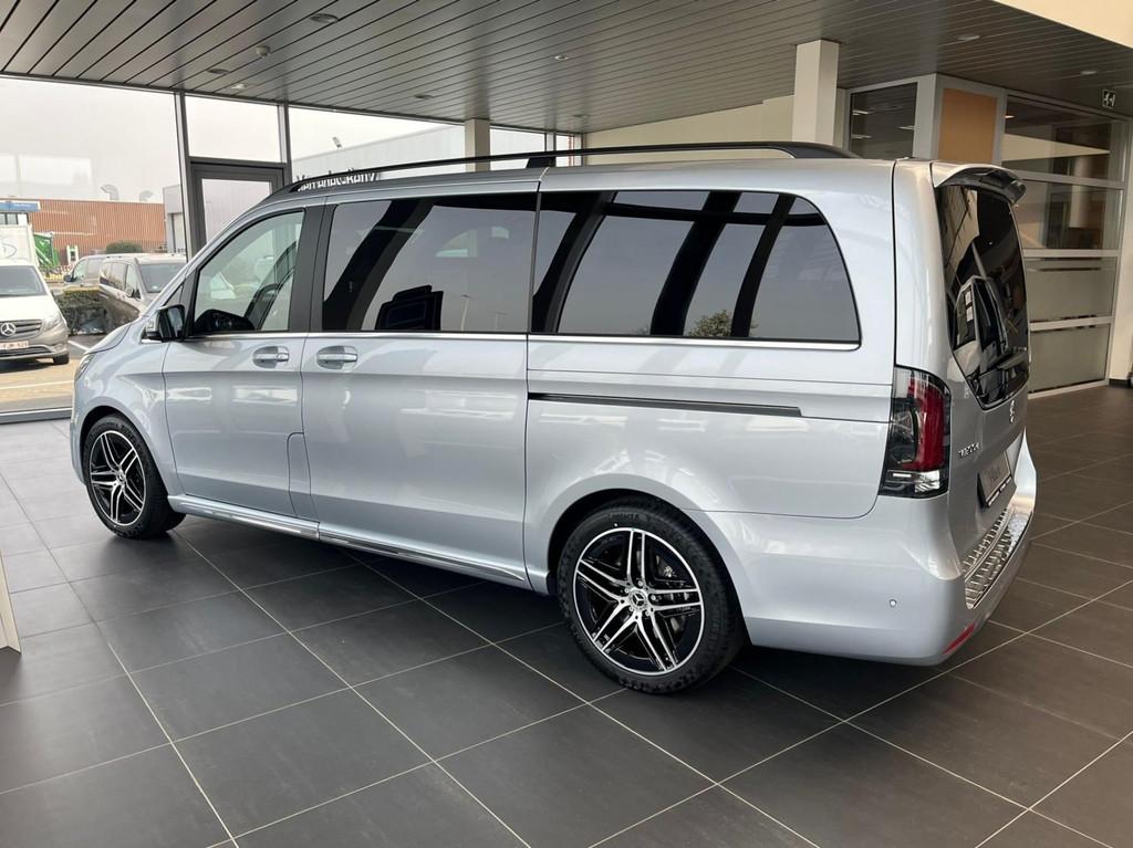 Mercedes-Benz V-klasse V 300 d L2 Avantgarde AMG Line, AIRMA, Auto's, Automaat, 4 cilinders, 2000 kg, 237 pk