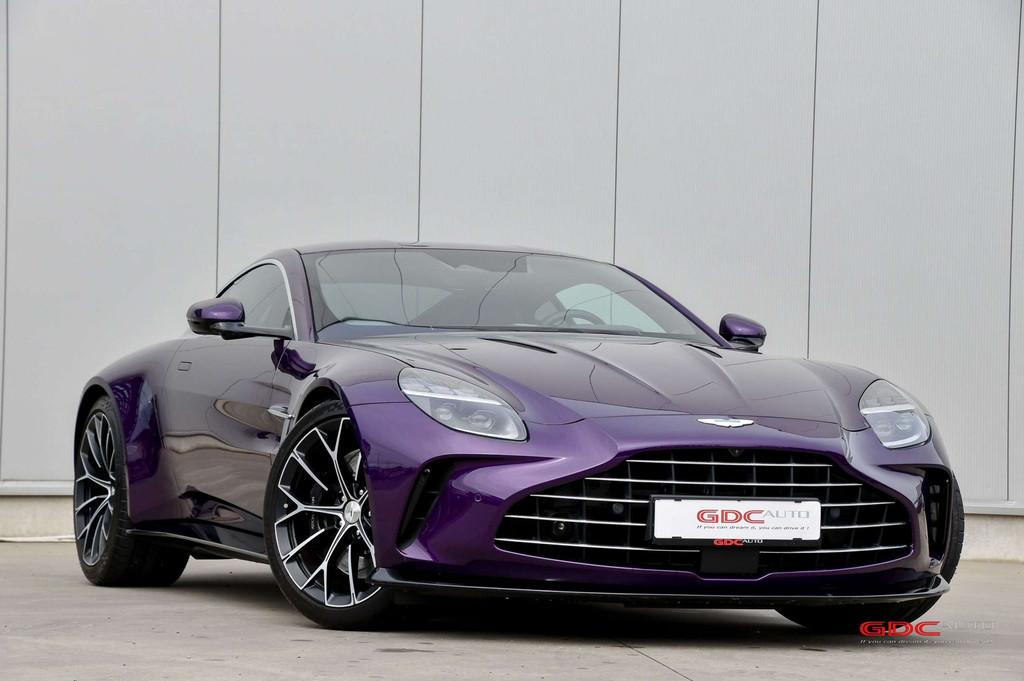 Aston Martin Vantage Coupé I PPF I Storm Purple, Autos, Aston Martin, Cuir, Autres modèles, Achat, 3982 cm³