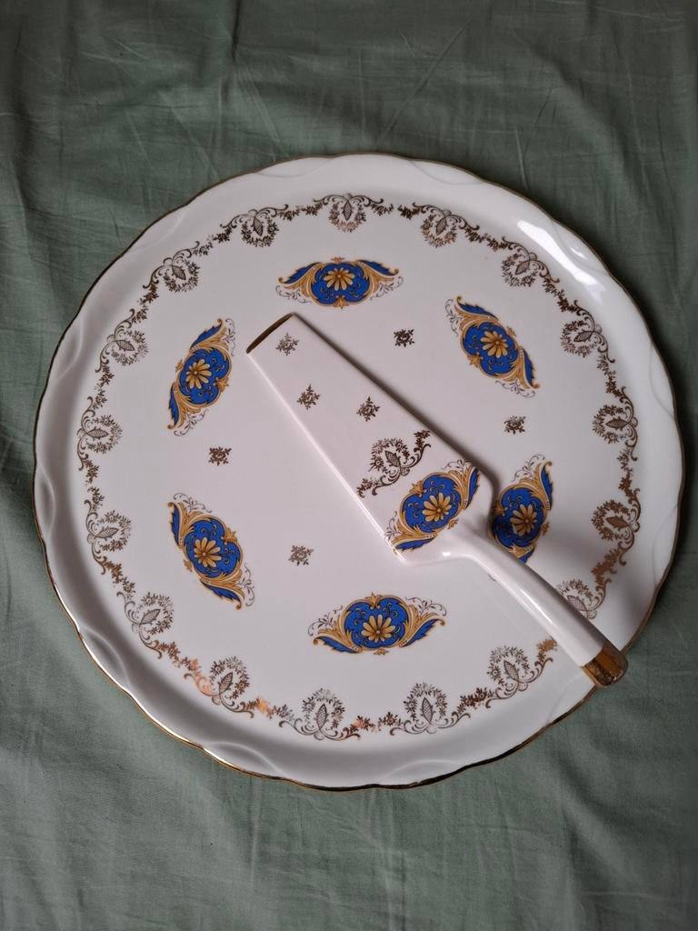 Porseleinen taartschaal met taartschep, Ophalen, Overige stijlen, Porselein, Schaal of Schalen