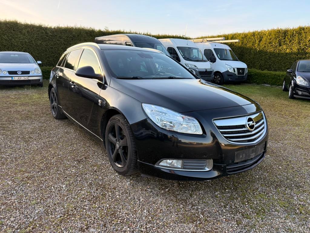 Opel insignia 2.0d. OPC-line.  Ecoflix., Auto's, Bedrijf, Insignia, Te koop, Euro 5