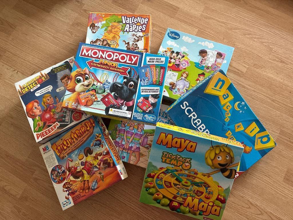 8 Gezelschapsspelletjes + 4j, Hobby en Vrije tijd, Gezelschapsspellen | Bordspellen, Een of twee spelers, Ophalen, Gebruikt