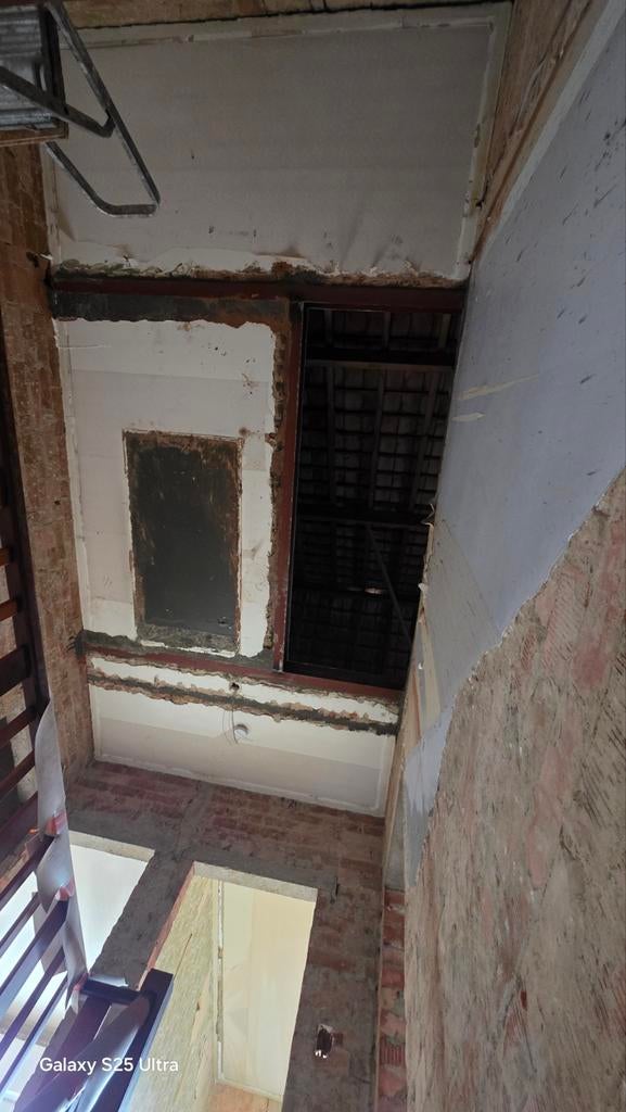 Trapgat  maken.sloop werken.0466498753