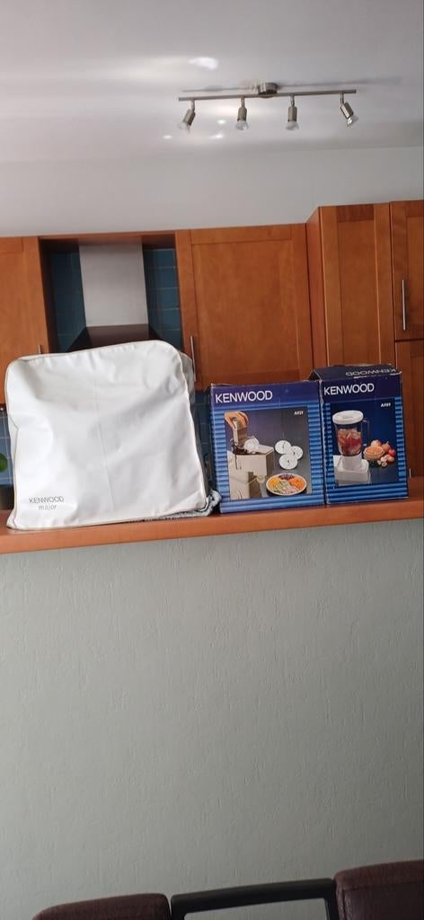 Keukenrobot Kenwood met blender en snijapparaat met verschil, Elektronische apparatuur, Blenders, Ophalen, Gebruikt, Blender