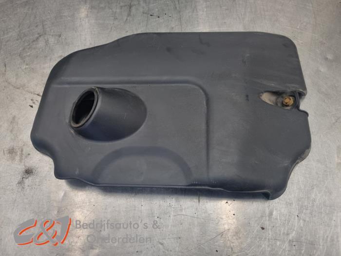 Plaque de protection moteur d'un Iveco New Daily, Autos : Pièces & Accessoires, -, 3 mois de garantie, Utilisé, Autres marques automobiles