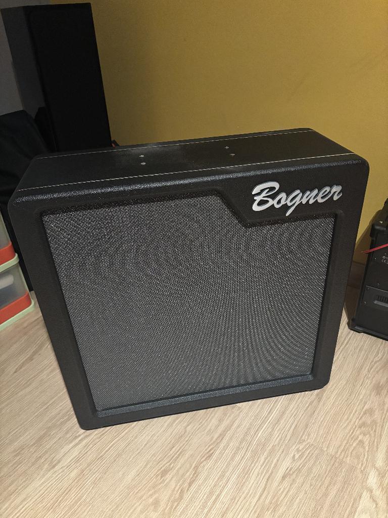 Bogner BOX 2X12 luidspreker, Muziek en Instrumenten, Ophalen, Zo goed als nieuw, Gitaar