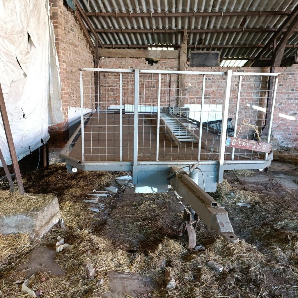 Platte kar met tranenplaten bodem, Ophalen