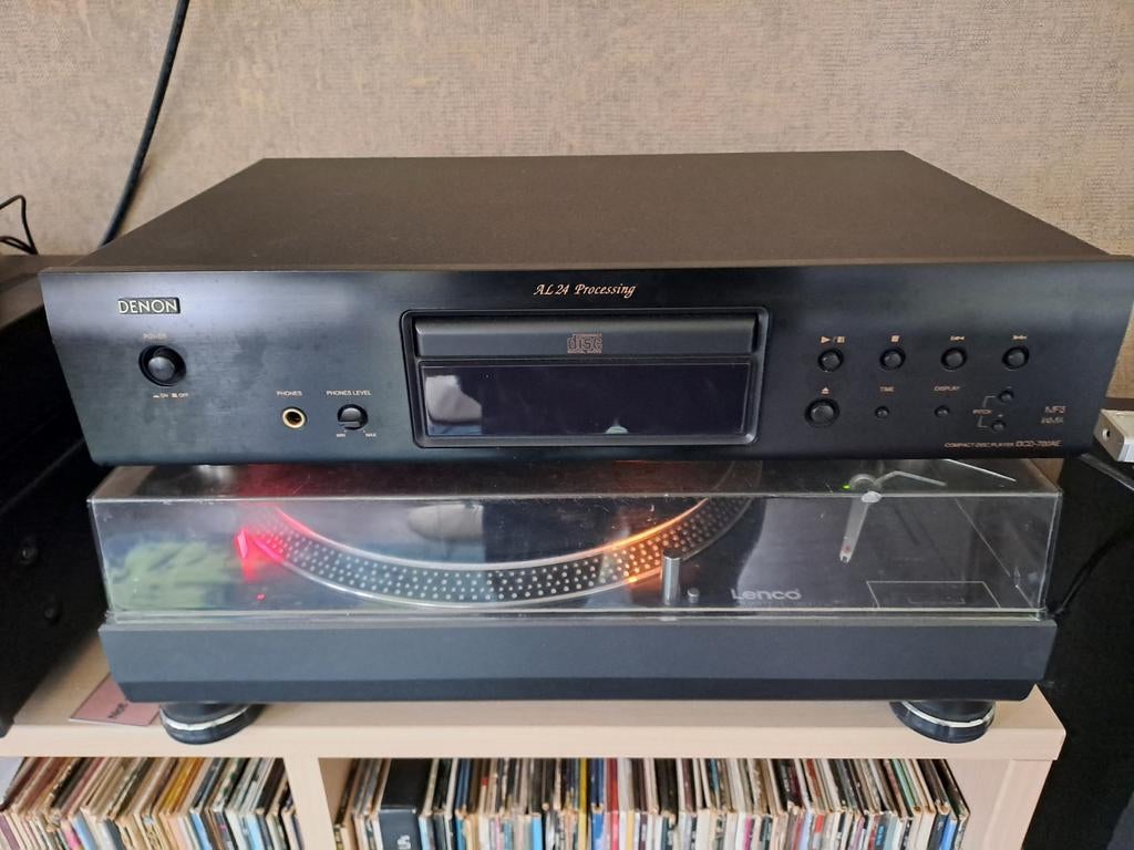 Denon cd speler, Enlèvement