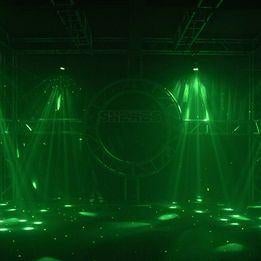 Nieuwe First Class 6 x 25W RGBW 6 Eye Led Moving Head Met Gr, Ophalen of Verzenden, Nieuw, Licht, Geluidgestuurd