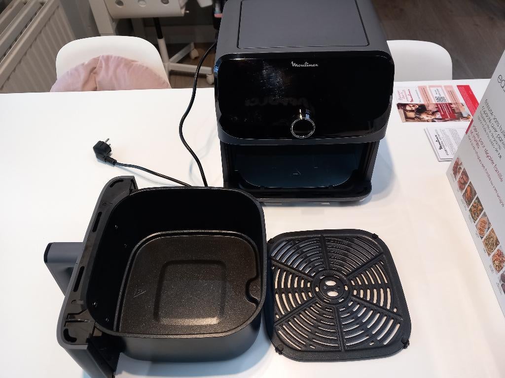 Moulinex Airfryer 7,5L | 2020W | quasi nieuw | €70, Elektronische apparatuur, Airfryers, Ophalen of Verzenden, Zo goed als nieuw