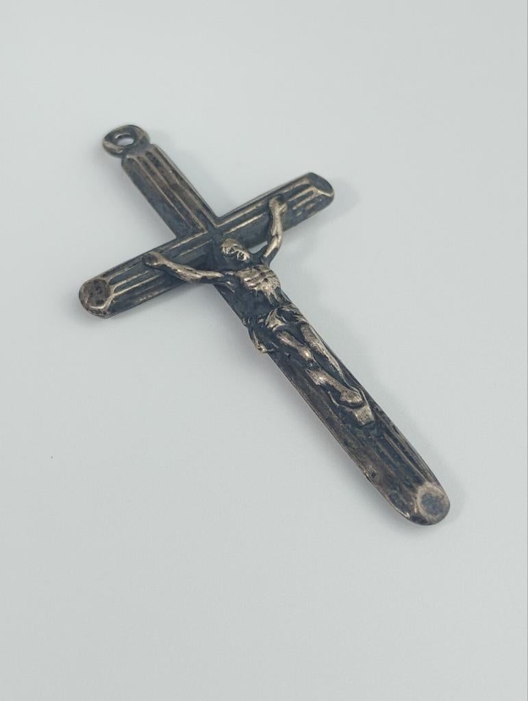 Petit crucifix ancien argent, Enlèvement ou Envoi, Utilisé, Croix ou Symbole, Argent