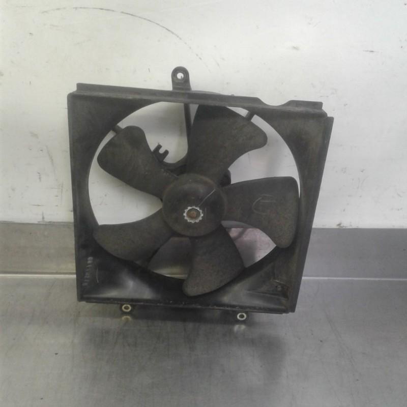 VENTILATEUR C Toyota Avensis (T22) (01-1997/02-2003), Dhr. M. Roggen, Toyota, Stadsweg 37 37
9917 PV  WIRDUM GR., NL, Utilisé