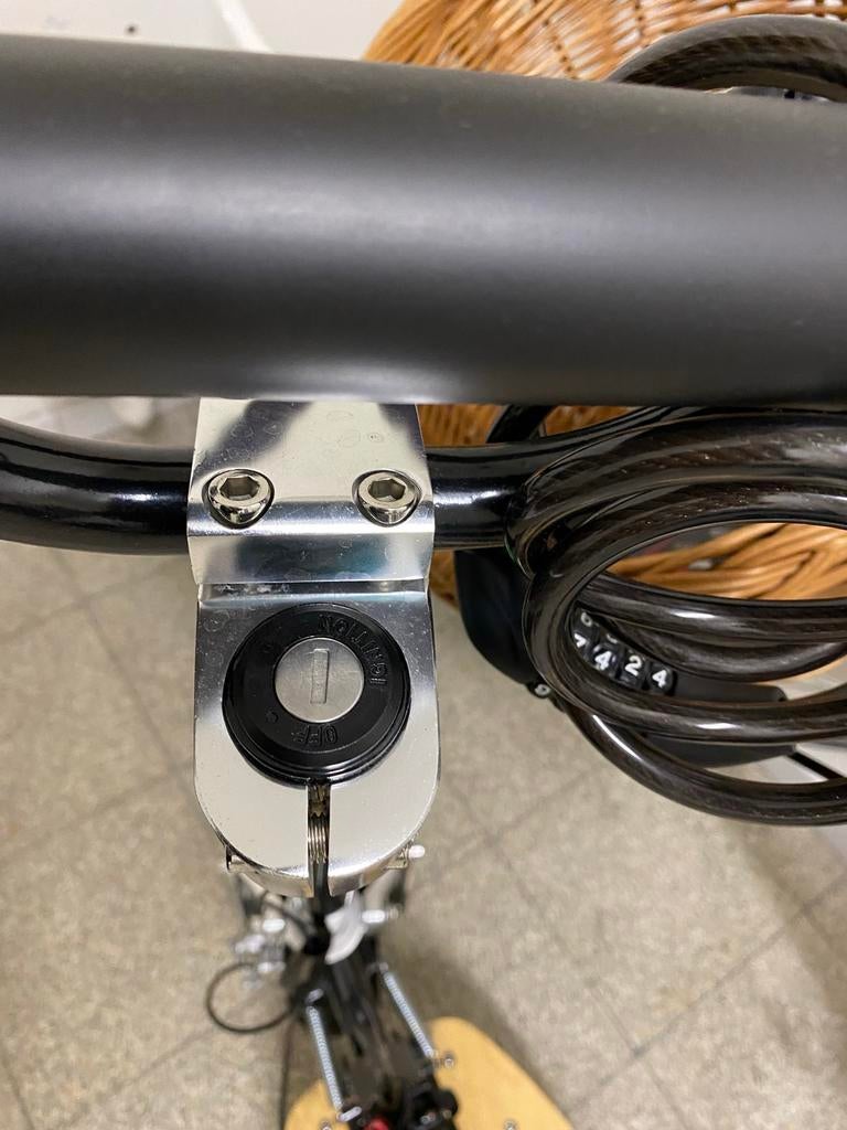 Trottinette électrique avec siège, Enlèvement, Comme neuf