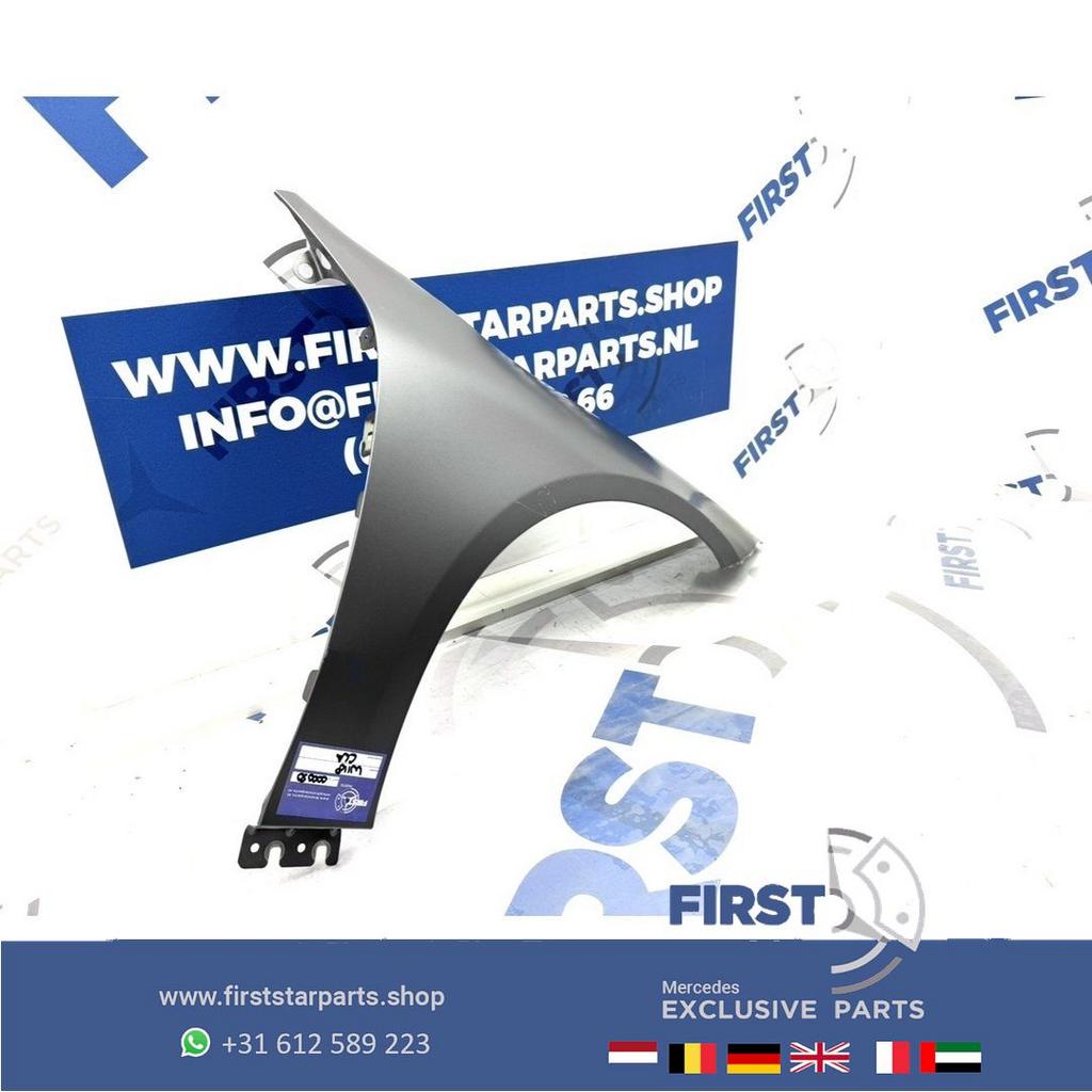 W118 CLA ZIJSCHERM RECHTS A1188810400 ZWART WIT GRIJS SCHERM, Garde-boue, Droite, Utilisé, -