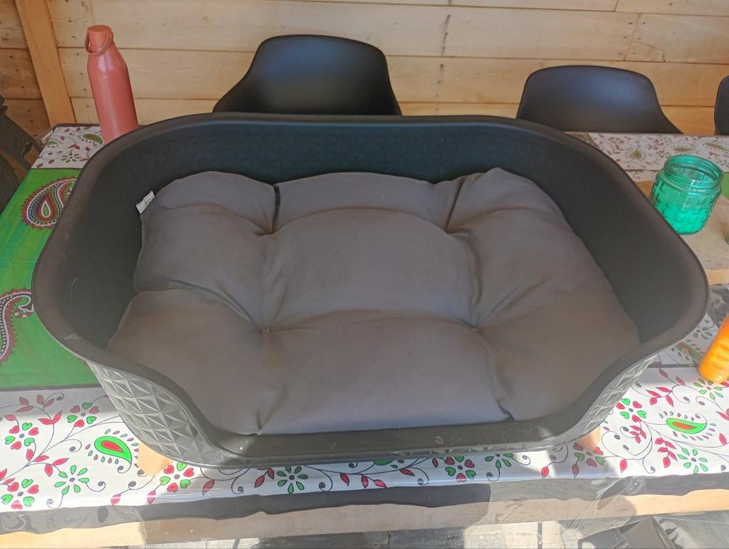 Hond of kat nest, Dieren en Toebehoren, Ophalen